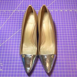 Tory Burch nude and silver heel size 9